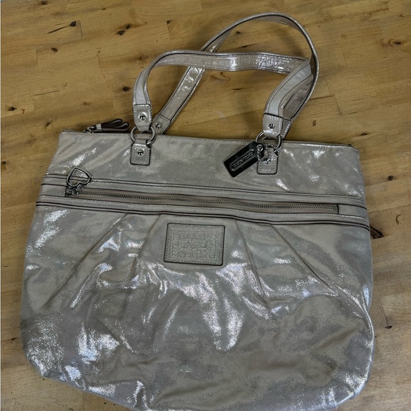 Coach Poppy Metallic Silver Tote Bag F20441 Shimmer Large Shoulder Purse - Picture 3 of 16